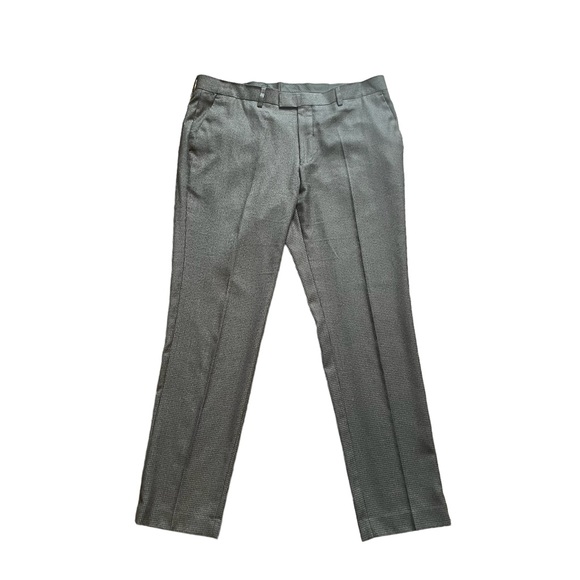 Sondergaard

Slim-Fit Suit - Picture 10 of 11